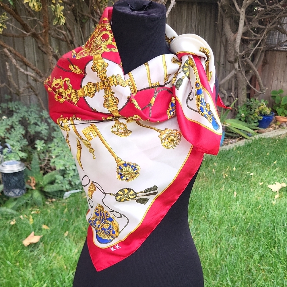 Luxurious Red and Gold Key Pattern Scarf